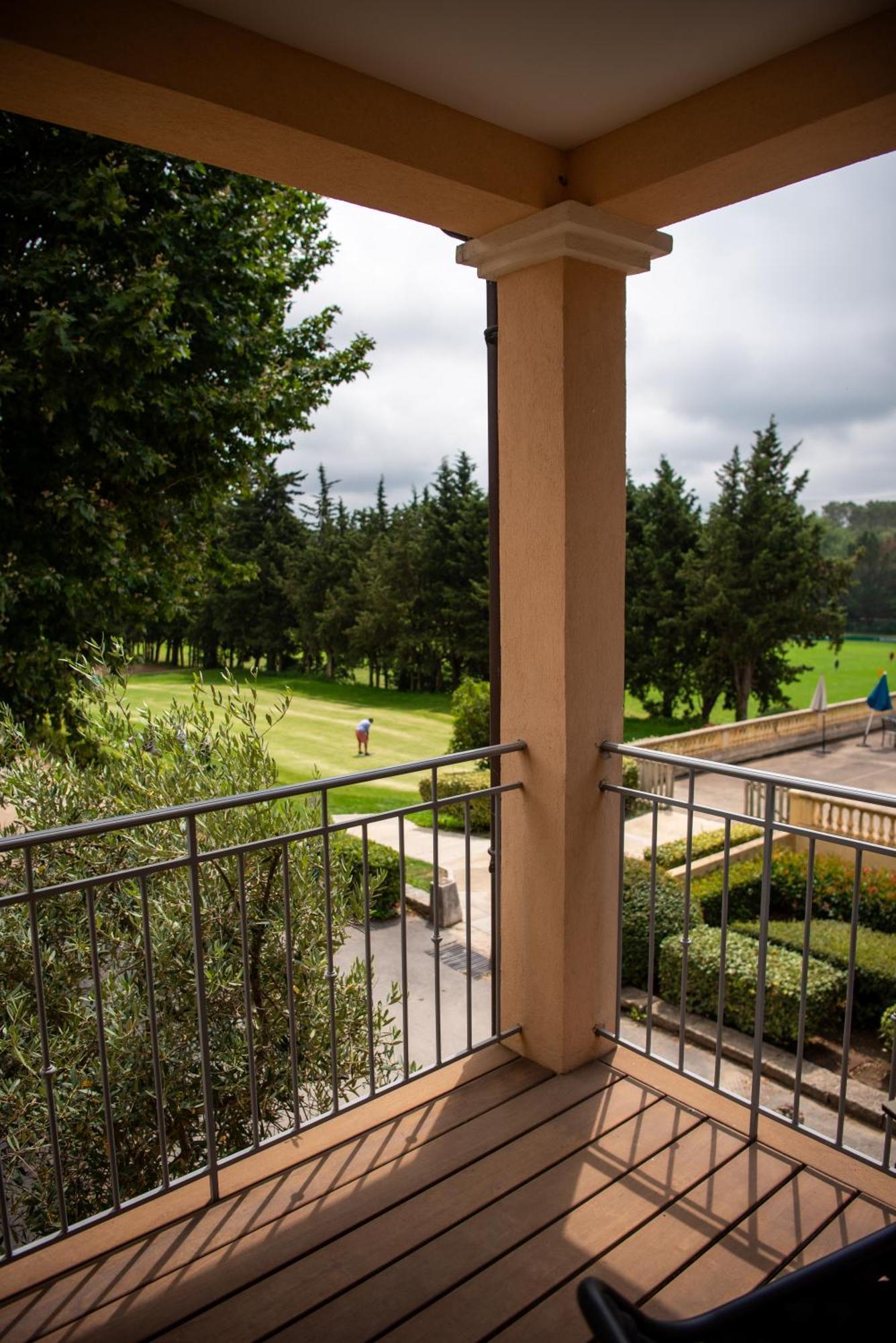 Hotel Golf & Spa Chateau De La Begude The Originals Collection Valbonne Exteriör bild