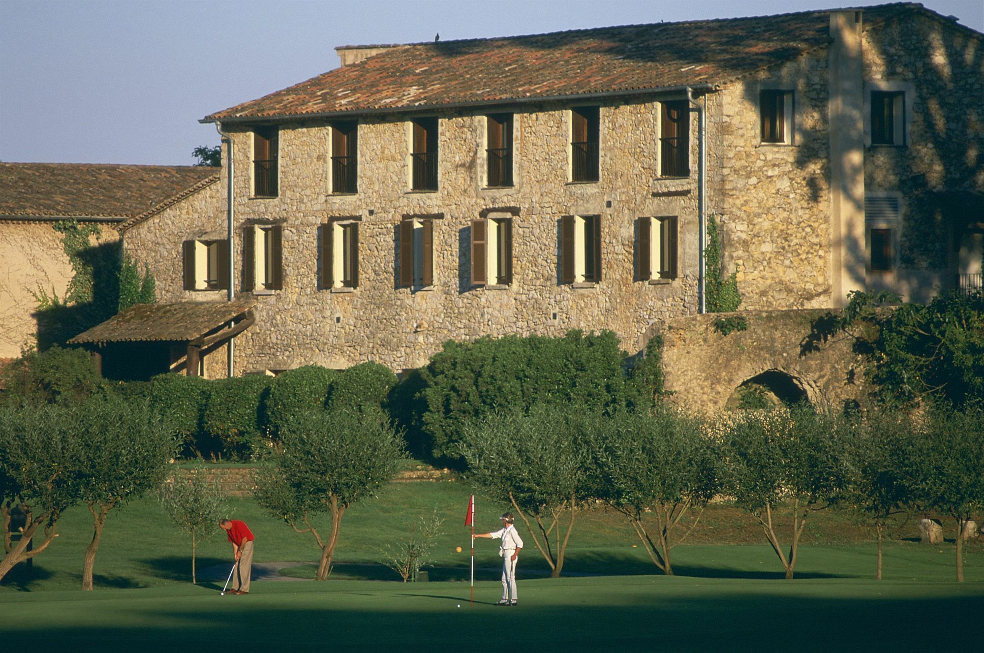 Hotel Golf & Spa Chateau De La Begude The Originals Collection Valbonne Exteriör bild